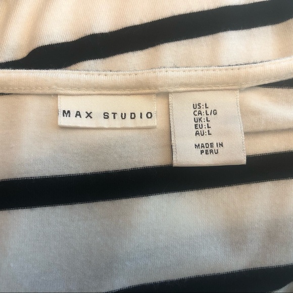 Women’s Striped A-Line Top - Picture 5 of 6